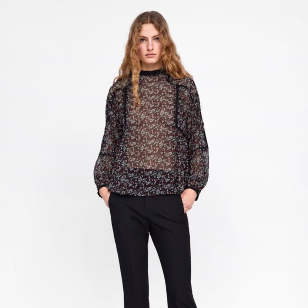 Zara floral blouse - Picture 1 of 4